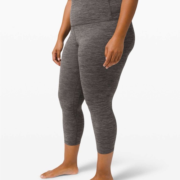 Lululemon Align Super High Rise Crop 21” Heathered Black Size 4 LW6BMHS - Picture 3 of 6